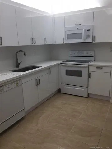 9341 Collins Ave 1006, Surfside, Florida 33154