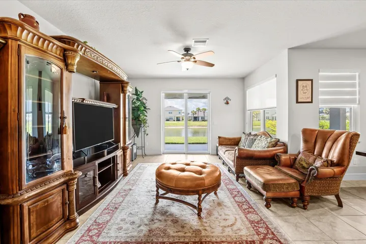 10850living