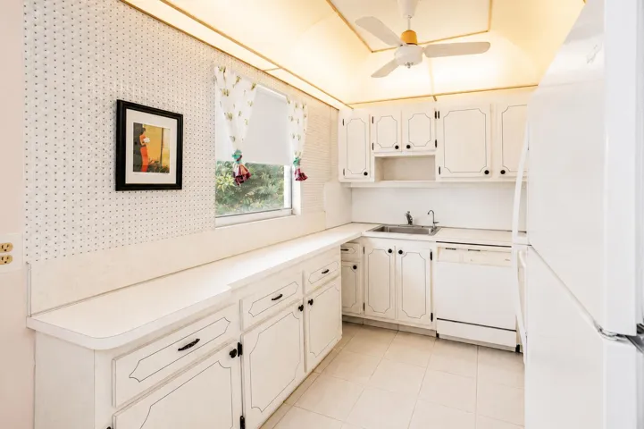 Kitchen2