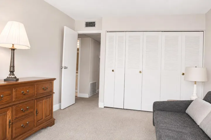 bedroom2b