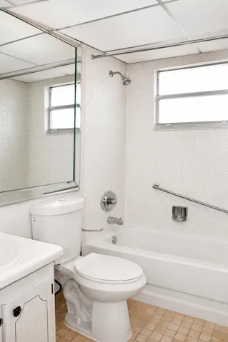 bathroom 1a