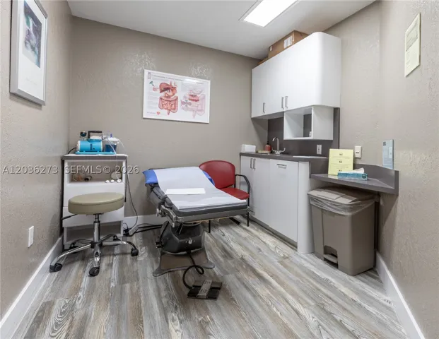 7765 Sw 87th Ave 212a, Miami, Florida 33173
