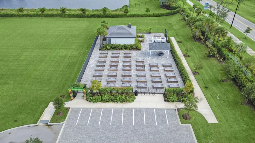 Riverland Amenities
