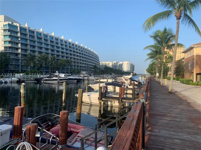 Dock