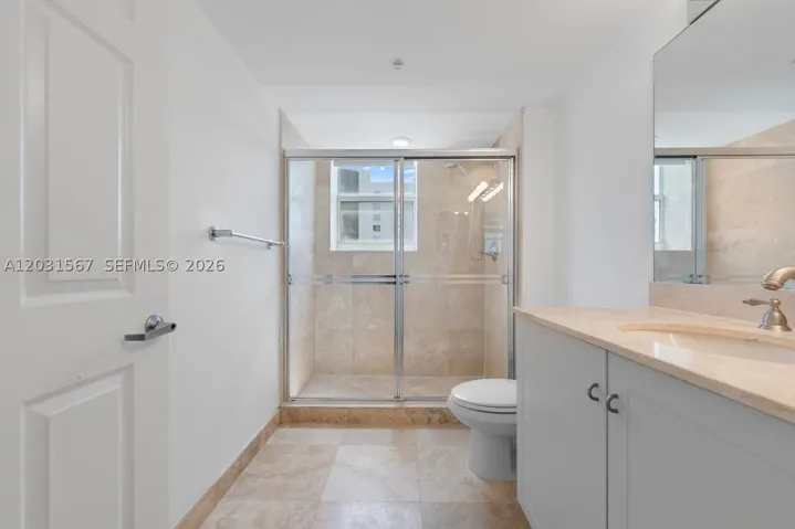 2nd Bathroom