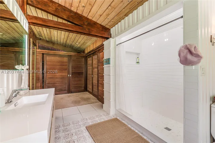 Guest Quarters