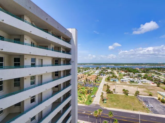 2055 corner condo - Copy (2) - Copy - Co