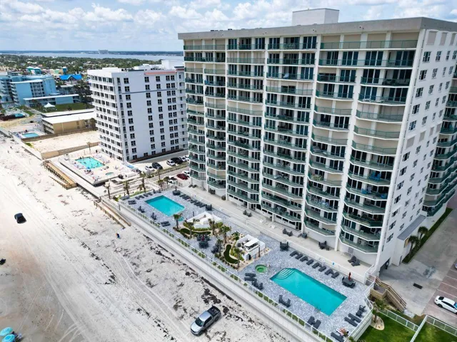2055 Ocean view with 2 pools and spa