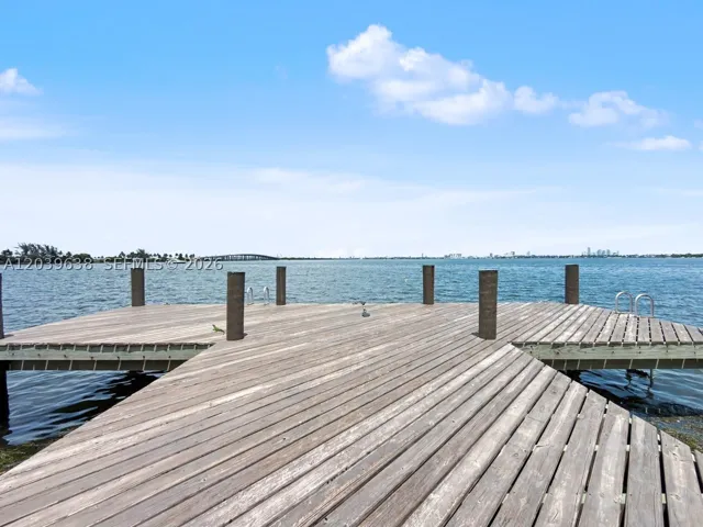 Dock