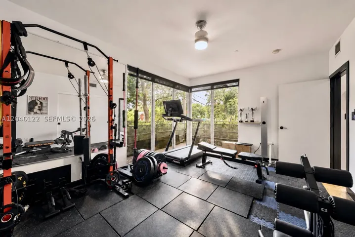193 N Shore Dr 193-6, Miami Beach, Florida 33141
