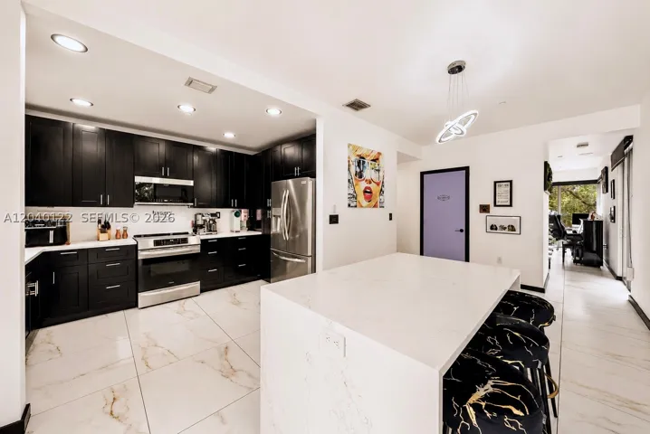 193 N Shore Dr 193-6, Miami Beach, Florida 33141