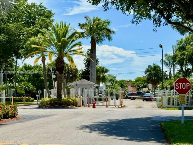1044 S Independence Dr 1044i, Homestead, Florida 33034