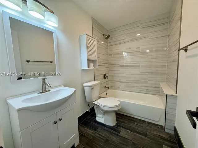 1044 S Independence Dr 1044i, Homestead, Florida 33034
