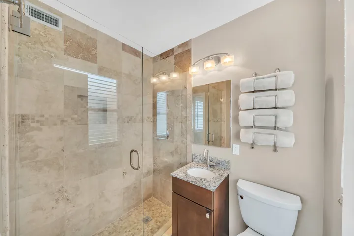 5 Guest Bathroom
