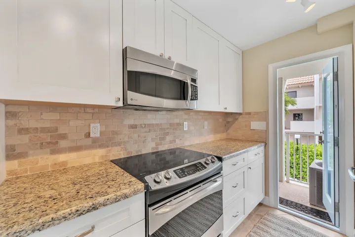 17 Kitchen (4)