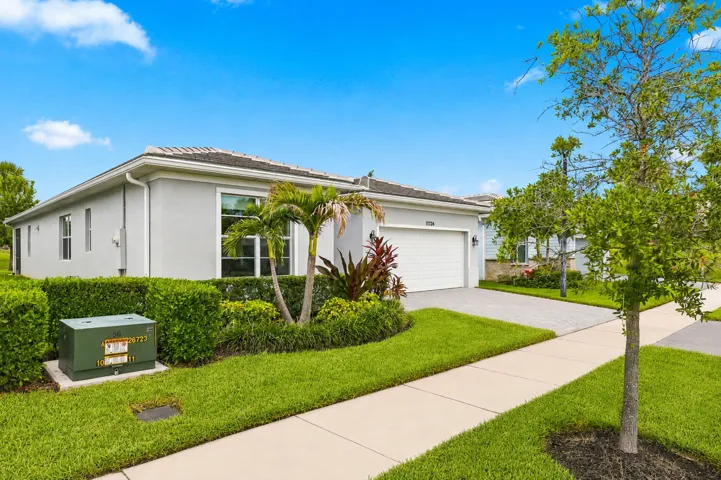 5_11724_sw_aquila_wy_port_st_lucie_fl_34