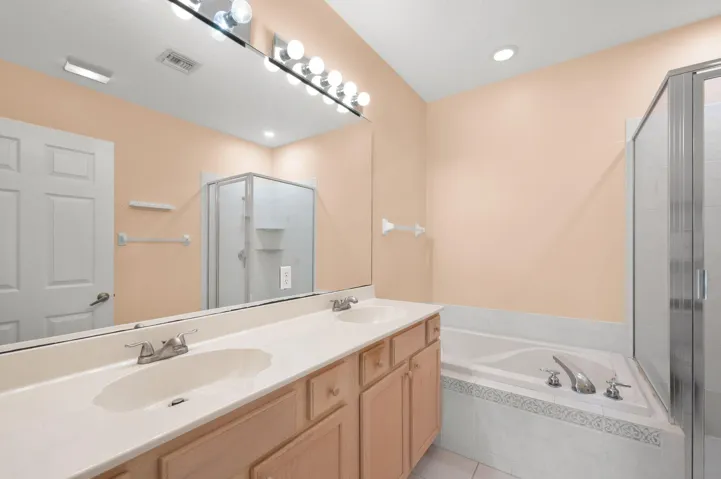 22-web-or-mls-9312 World Cup Way - 22