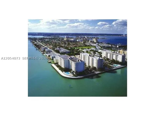 7501 E Treasure Dr 8c, North Bay Village, Florida 33141