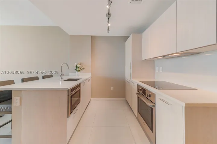 501 Ne 31st St 2904, Miami, Florida 33137
