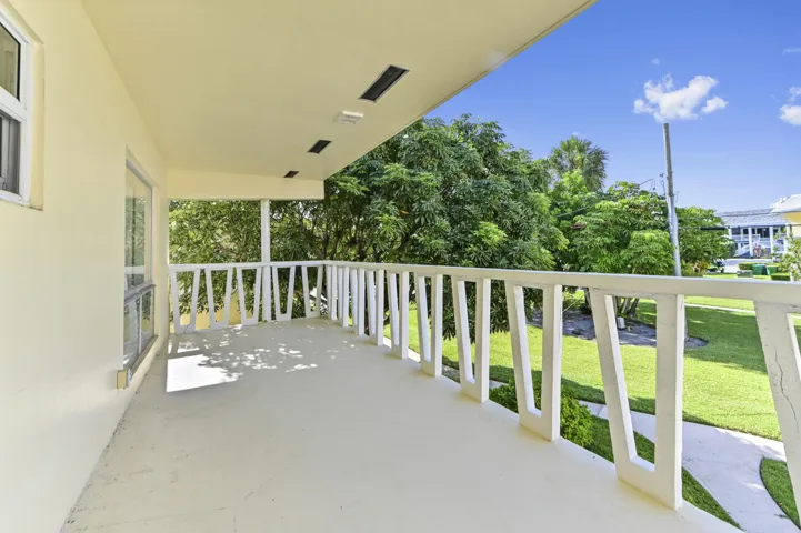 03 Patio 01