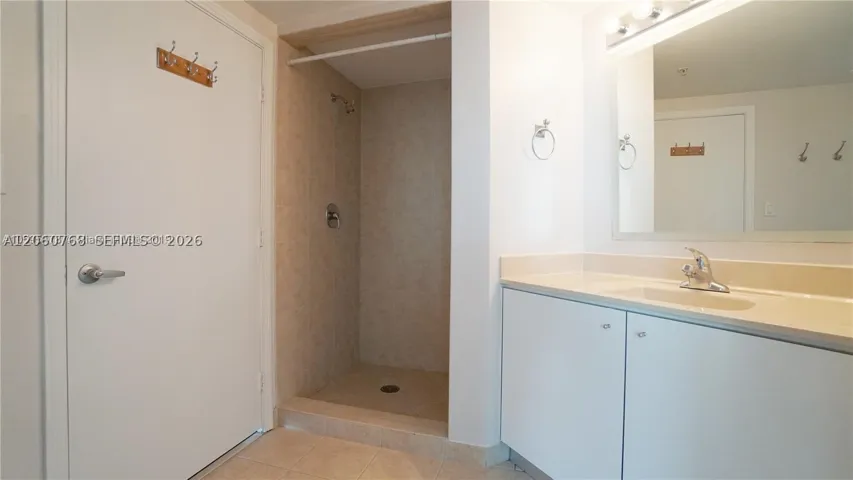 9066 Sw 73rd Ct 1810, Miami, Florida 33156