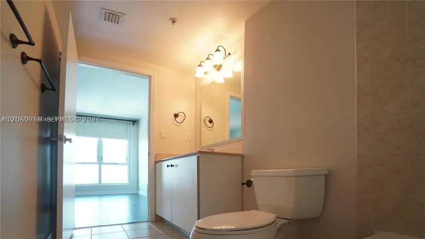 9066 Sw 73rd Ct 1810, Miami, Florida 33156