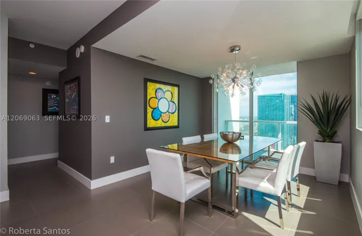 244 Biscayne Blvd 3902, Miami, Florida 33132