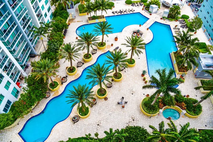 244 Biscayne Blvd 3902, Miami, Florida 33132