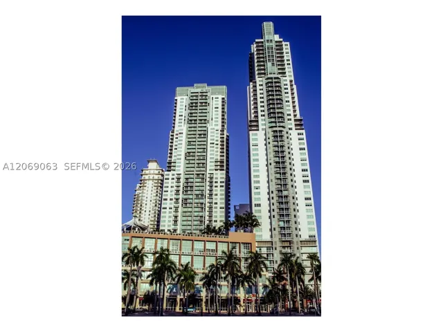 244 Biscayne Blvd 3902, Miami, Florida 33132