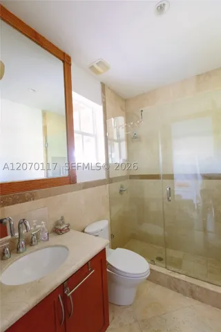 335 W Enid Dr, Key Biscayne, Florida 33149