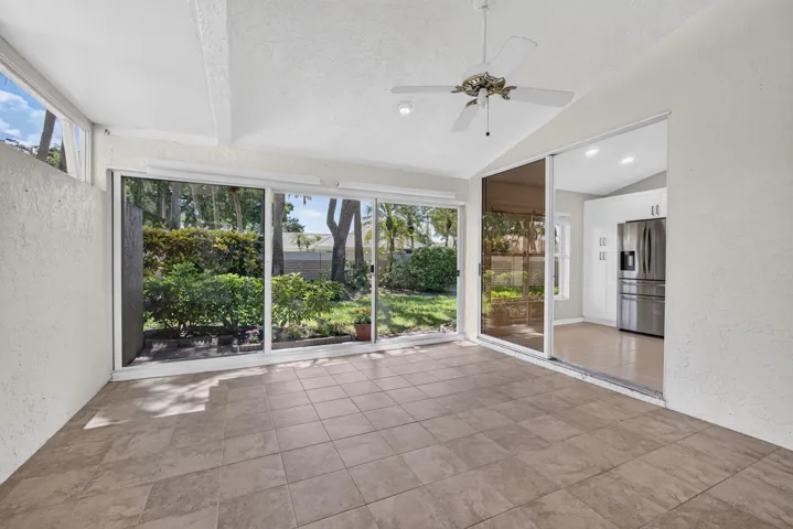 INDOOR /OUTDOOR PATIO
