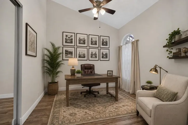 VIRTUALLY STAGED OFFICE/3RD BEDROOM