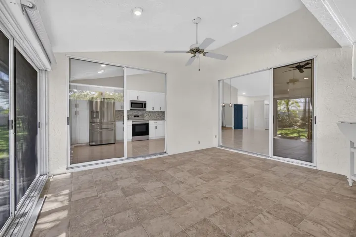 INDOOR/OUTDOOR PATIO