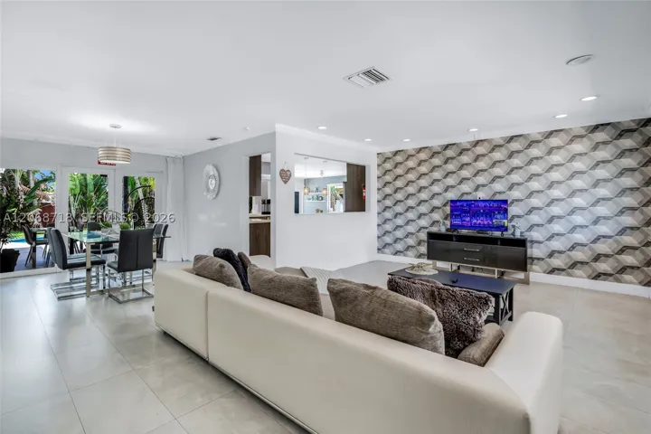 5424 Garfield St, Hollywood, Florida 33021