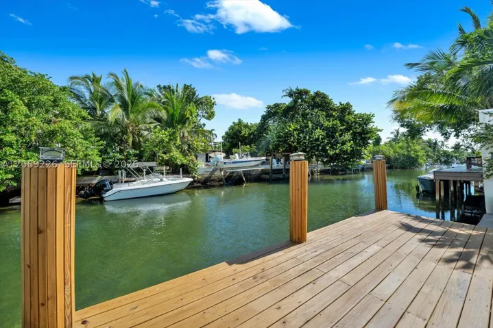 Dock