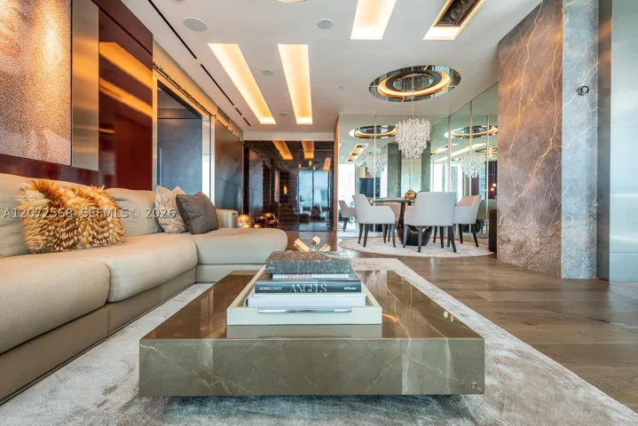50 S Pointe Dr 905, Miami Beach, Florida 33139