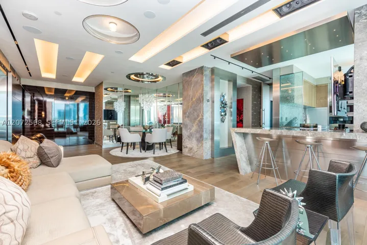 50 S Pointe Dr 905, Miami Beach, Florida 33139