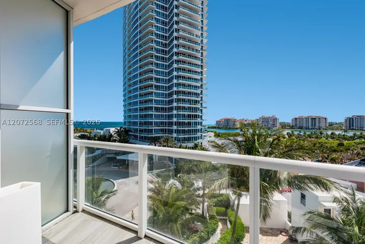 50 S Pointe Dr 905, Miami Beach, Florida 33139