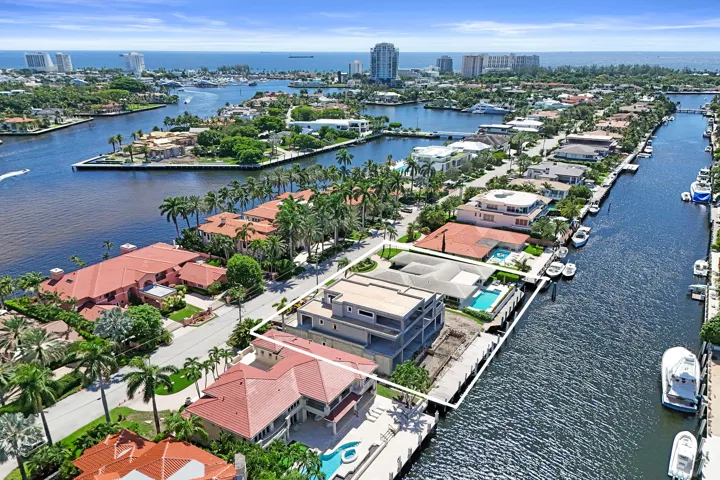 8 Isla bahia Drive