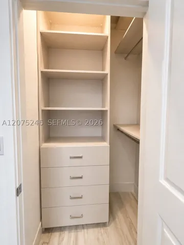 closet bedroom 1