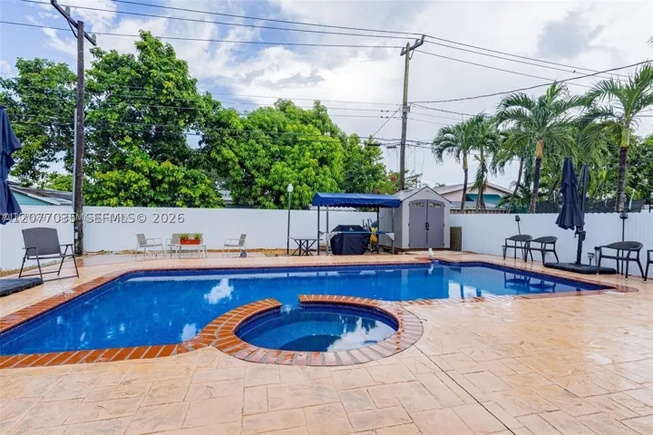 Pool
