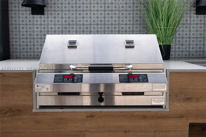 Summer Kitchen BBQ Grill