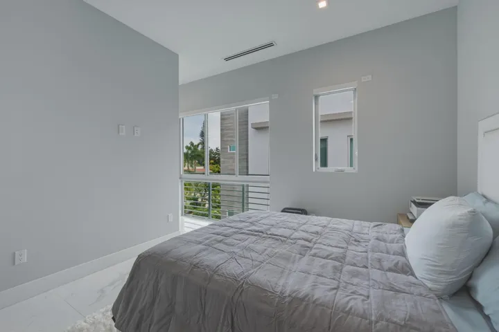 Secondary Bedroom (3)