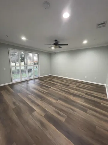 1ST FLOOR MASTER BD