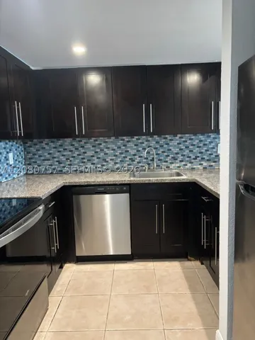 6970 Nw 186th St 3-505, Hialeah, Florida 33015
