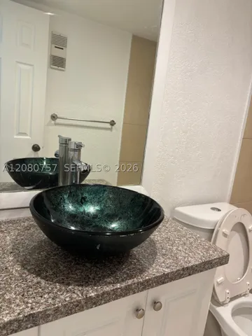 6970 Nw 186th St 3-505, Hialeah, Florida 33015