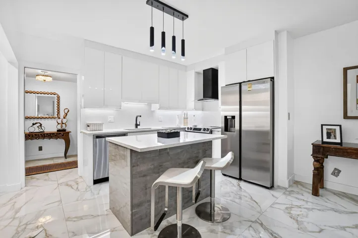 7622 Elm Ridge Dr- First Floor 3/2