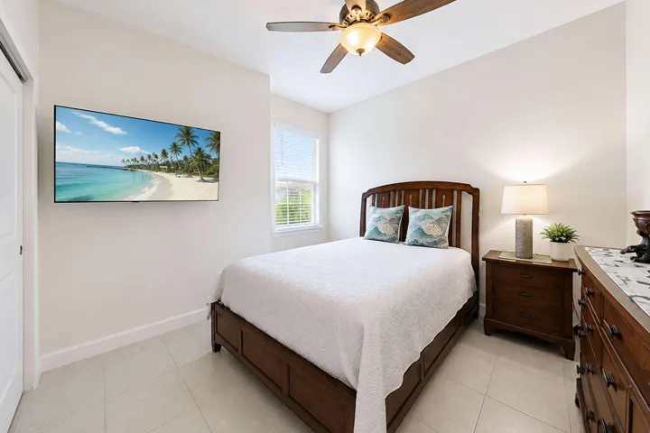 2048 bedroom 2