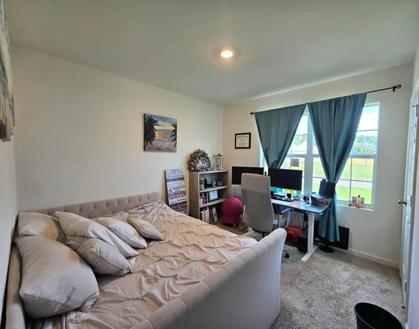 1017 front bed room