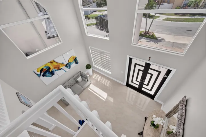 16401 SW 78th Ter Miami, FL, 33193